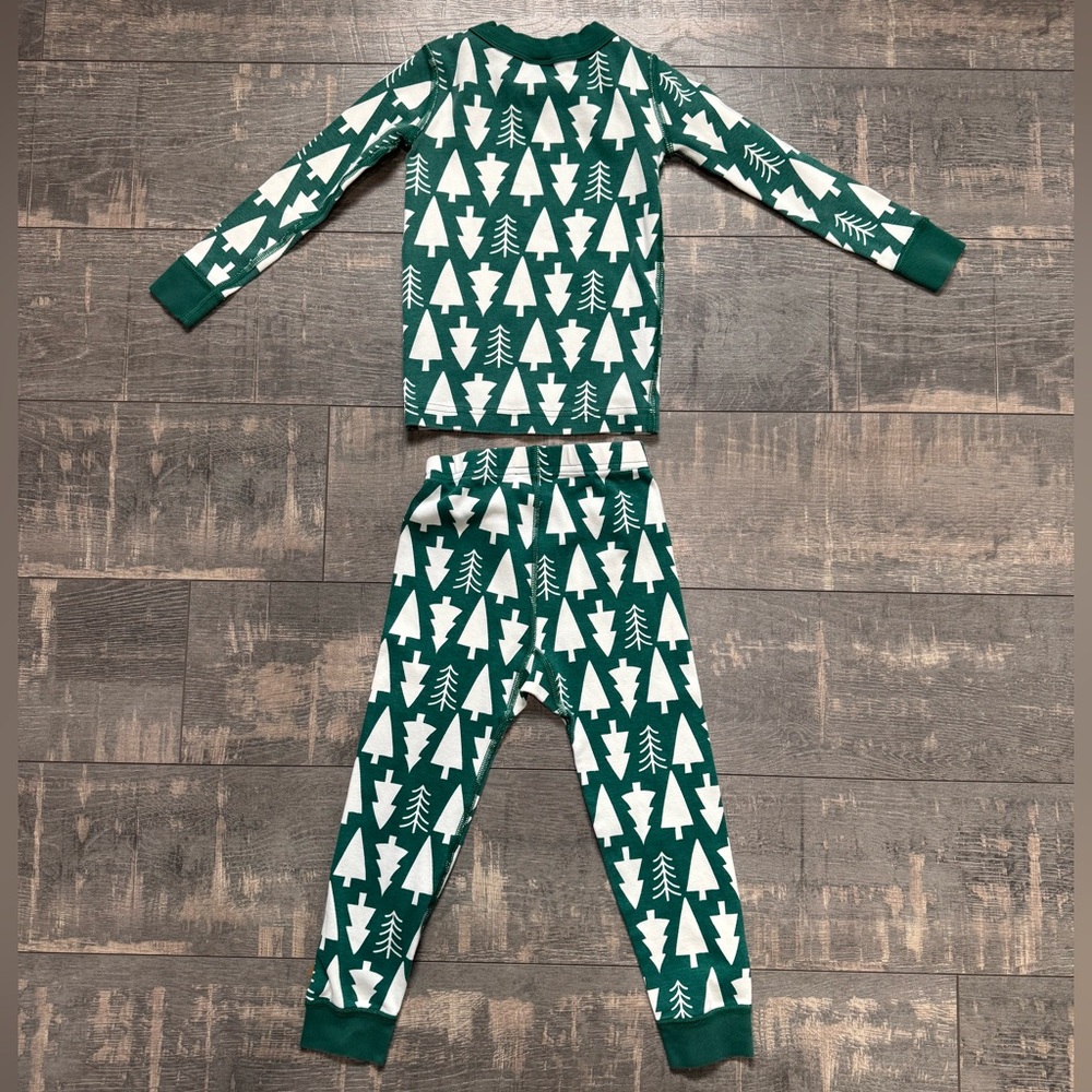 Hanna Andersson Holiday HannaJams Pajama Set - Picture 9 of 9